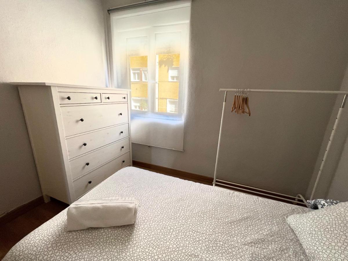 Apartamento Puertu Chicu Con Plaza De Garaje Privada Llanes Eksteriør bilde